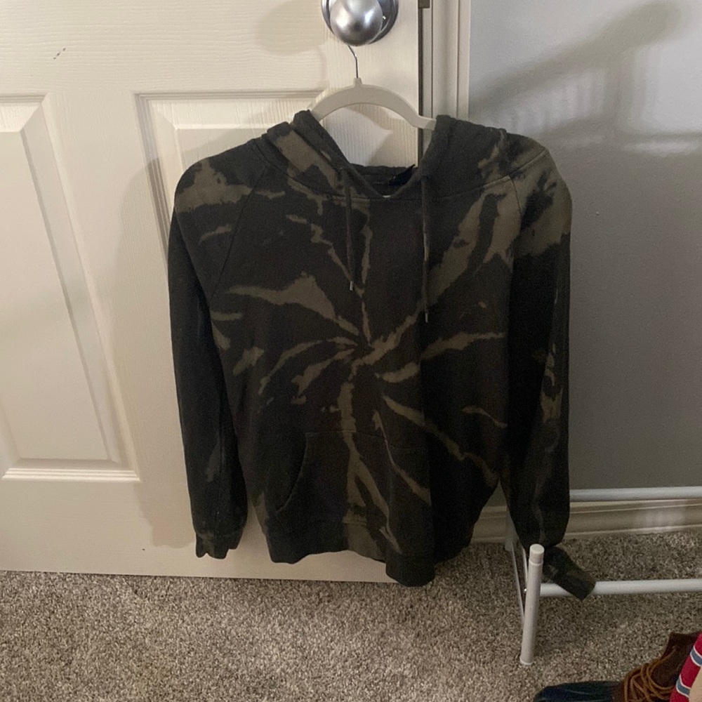 Zine black and green tie dye hoodie